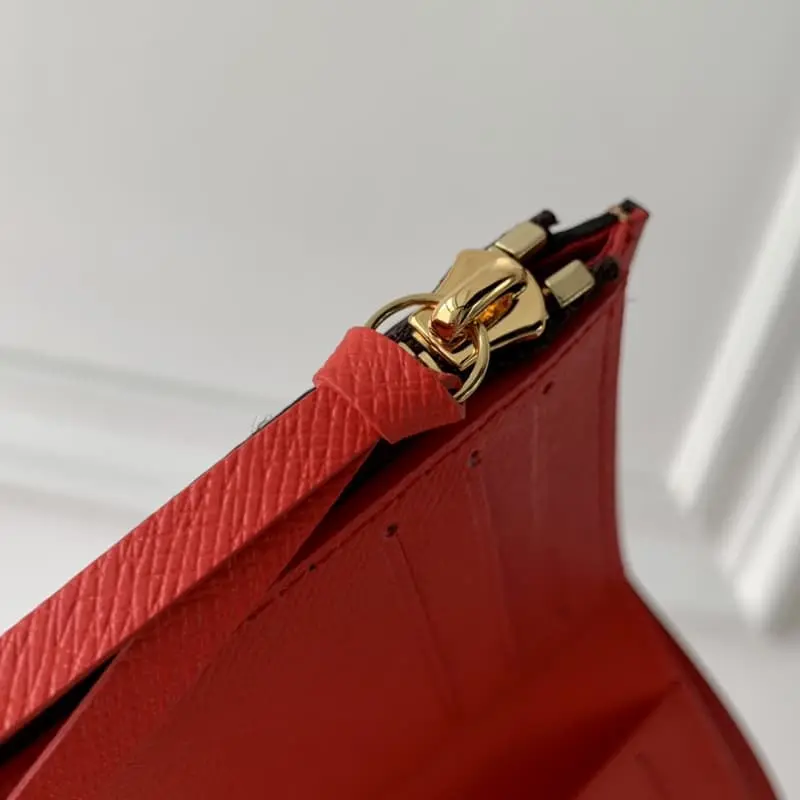 M41938 Gold button coffee grid red 12X9cm High Quality Bags - Image 6