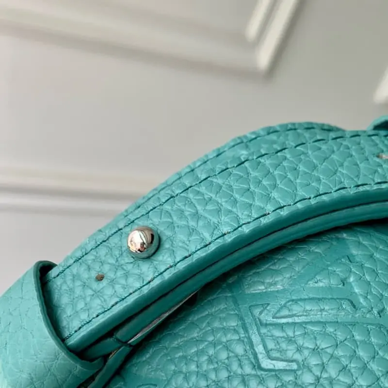 M13889 18x11x6.5cm High Quality Bags - Image 6