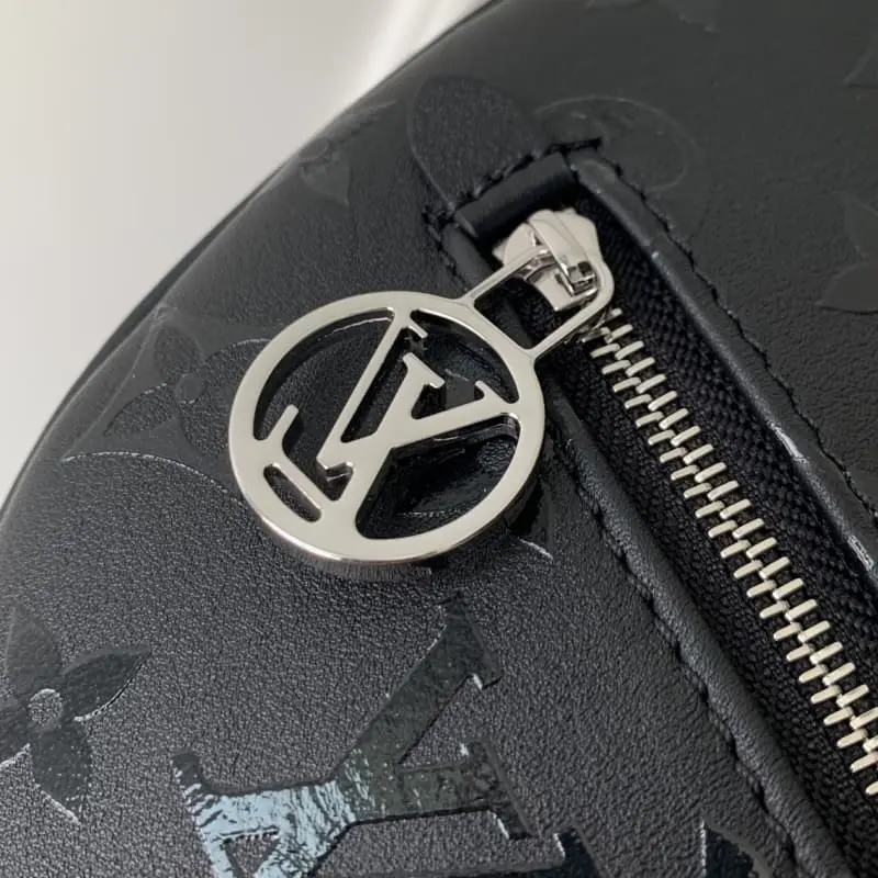 M47066 44x32x23cm High Quality Bags - Image 5