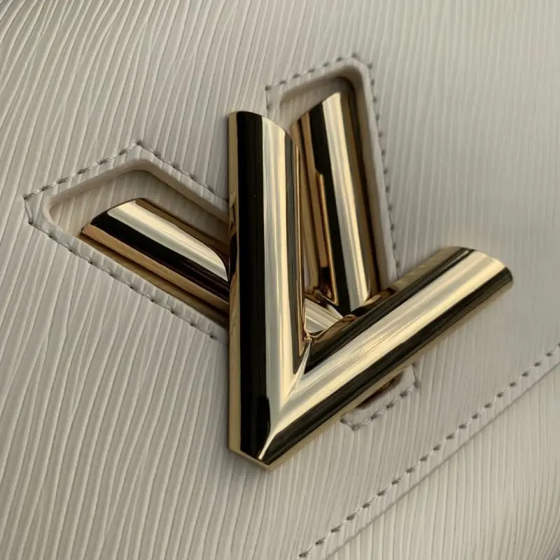 M24765 Black 23x17x9.5cm High Quality Bags - Image 5