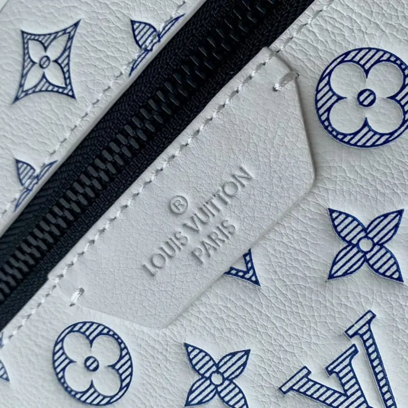 M24760 blue 29x38x20cm High Quality Bags - Image 5