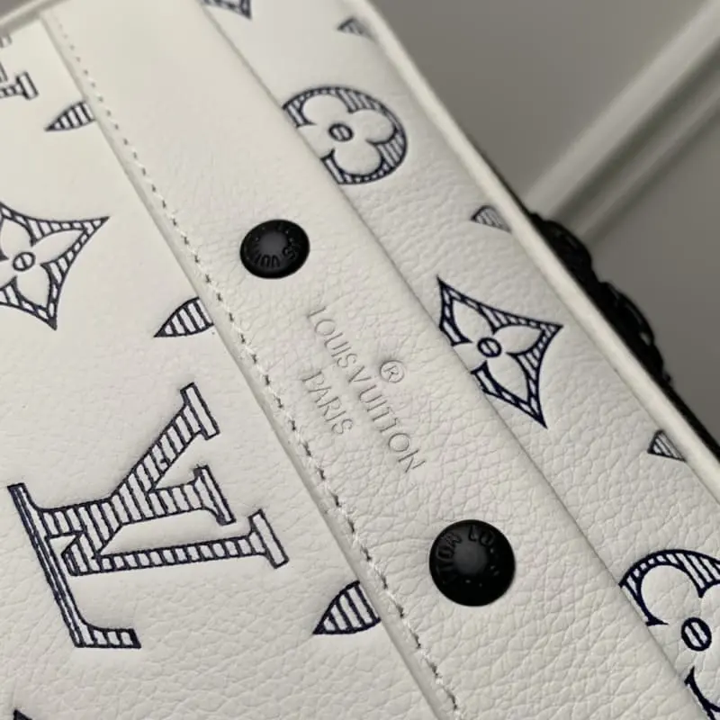 M83383 11x18.5x6.5cm High Quality Bags - Image 5