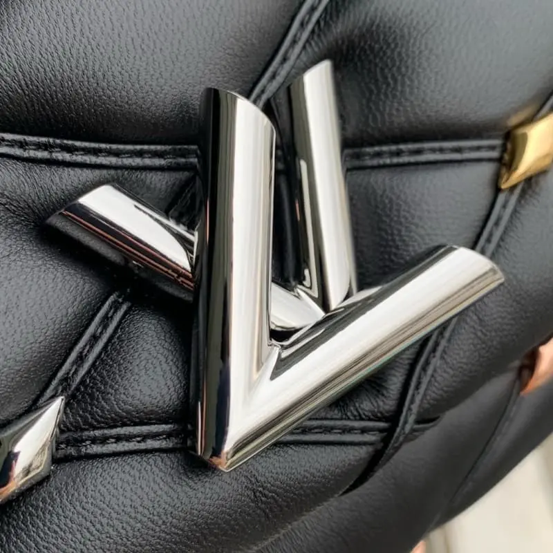 M24151 Black 23x16x10cm High Quality Bags - Image 5