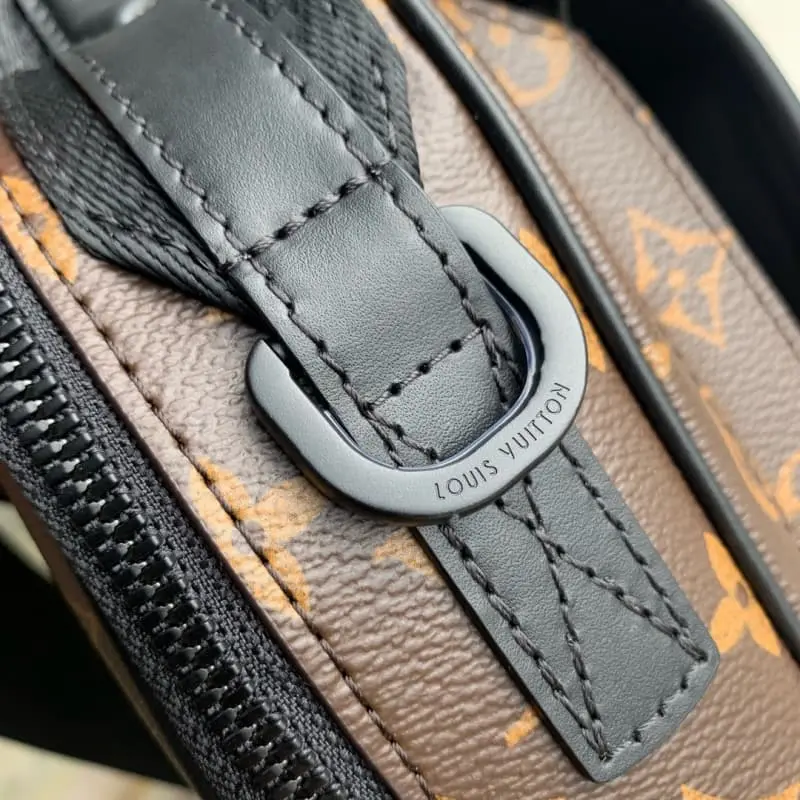 M46973 18x18x10cm High Quality Bags - Image 5