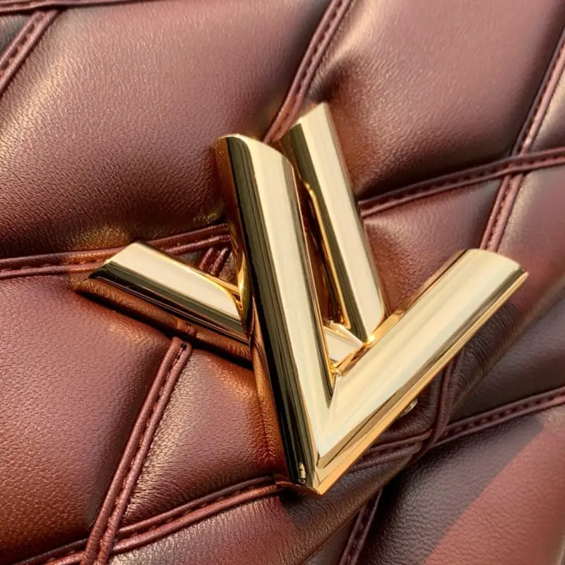 M23689 Brown 31x19.5x11cm High Quality Bags - Image 5