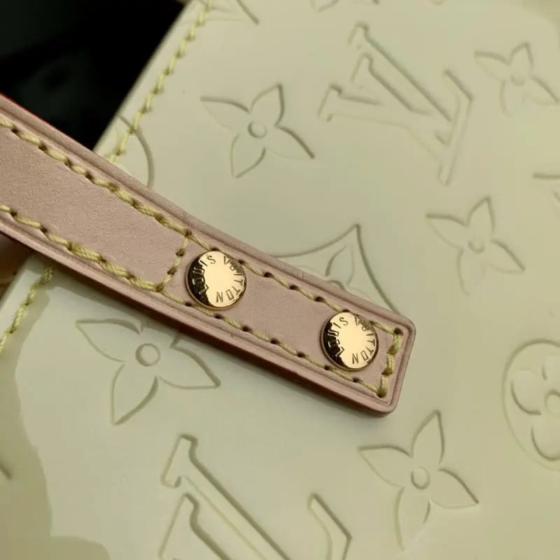 M24144 Yellow 22x16.5x11cm High Quality Bags - Image 5