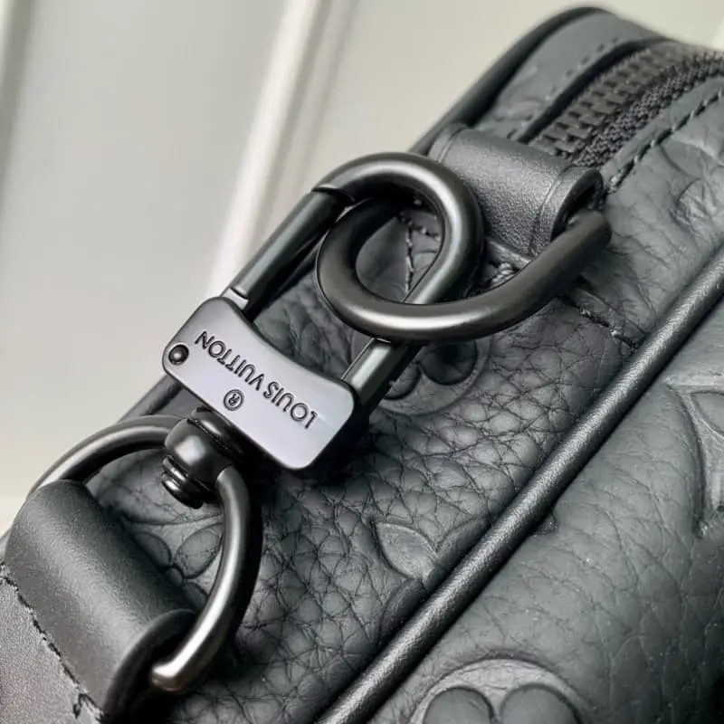 M23742 24x17x5cm High Quality Bags - Image 5