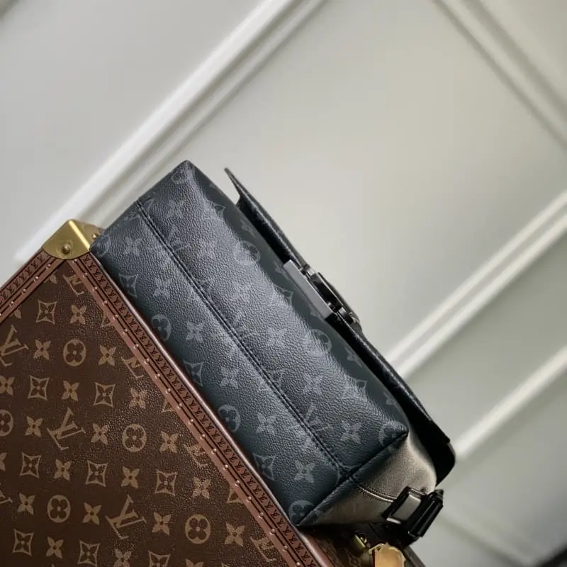 M46794 28x16x10cm High Quality Bags - Image 4