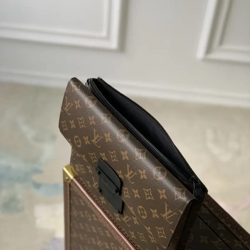 M82598 28x22.5x3.5cm High Quality Bags - Image 5