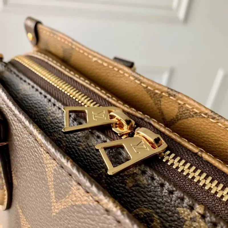 M46653 25x13x10cm High Quality Bags - Image 5