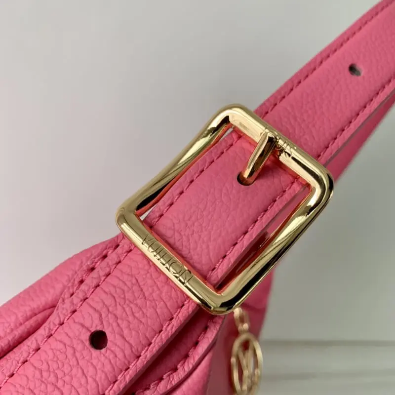 M82487 Rose Red 20.5x11x5cm High Quality Bags - Image 5