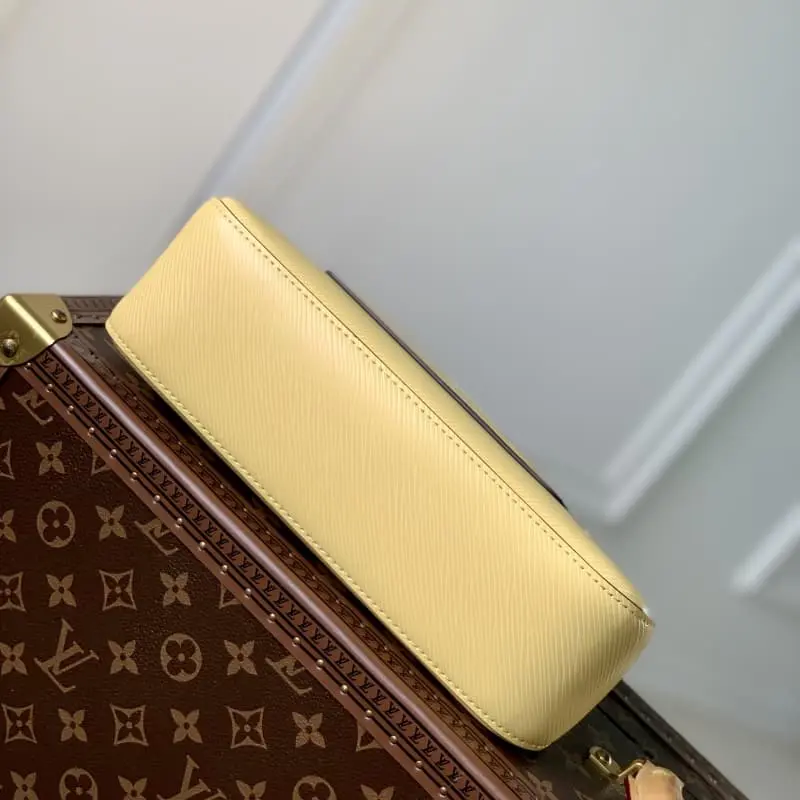 M22215 25x15x8cm High Quality Bags - Image 4