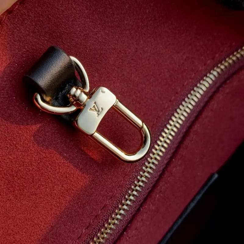 M45945 41x34x19cm High Quality Bags - Image 5