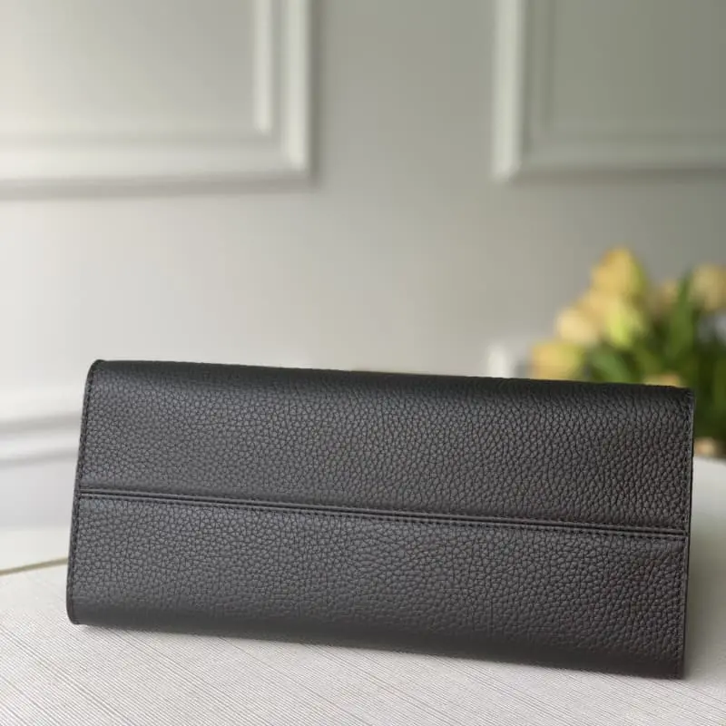 M57093 S1 17x25x11cm High Quality Bags - Image 4