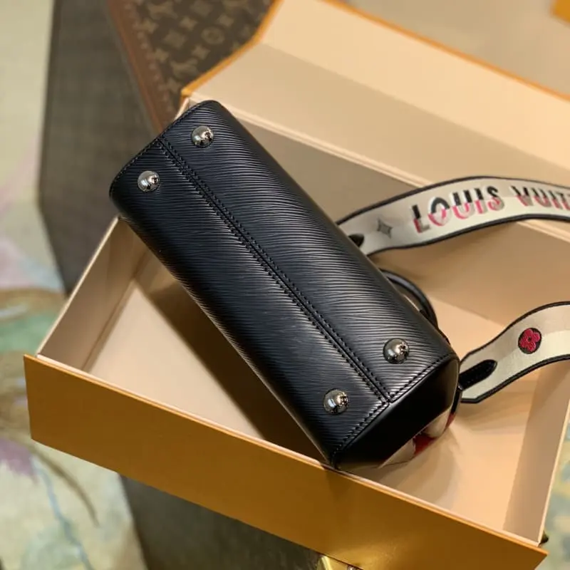 M59134 28x20x10cm High Quality Bags - Image 4