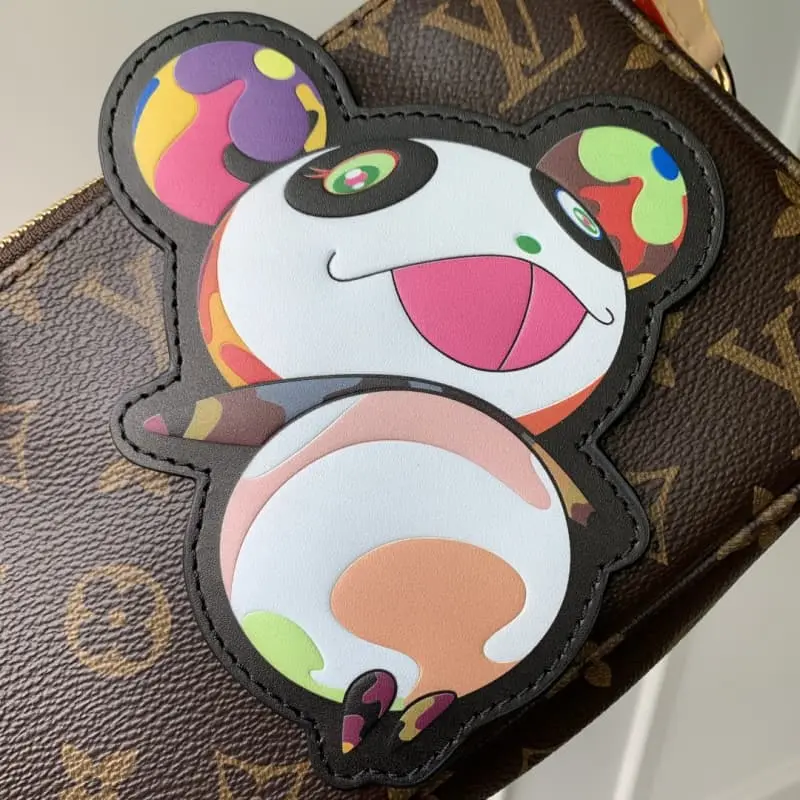 M13440 13x4x22cm High Quality Bags - Image 5