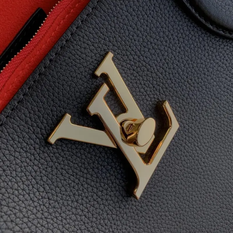 M57345 Black 42x28x15cm High Quality Bags - Image 4