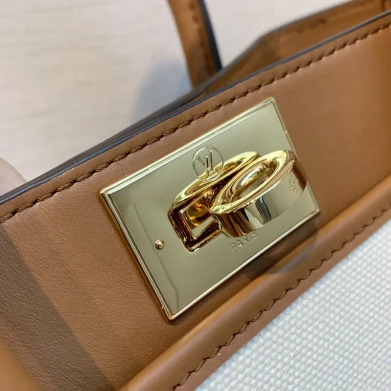 M95505 25x20x12cm High Quality Bags - Image 5