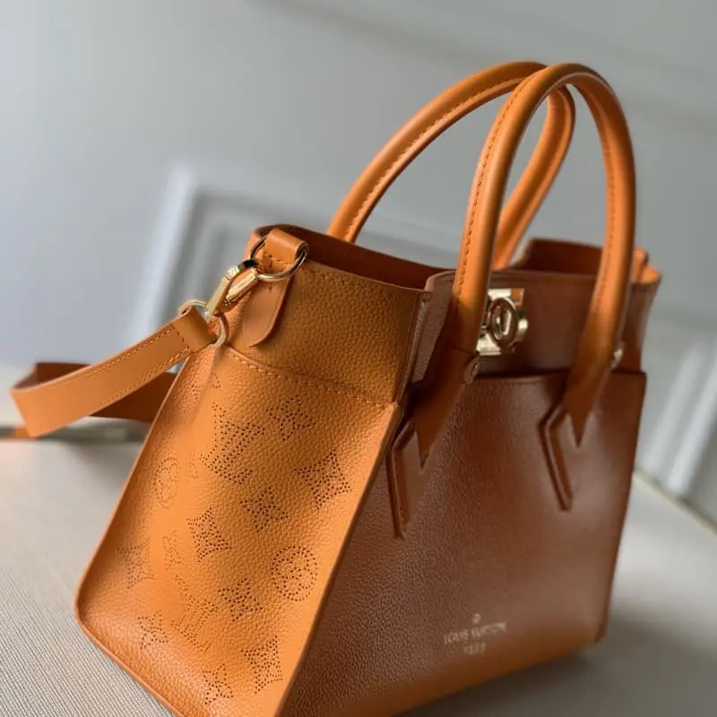 M57728 25x20x12cm High Quality Bags - Image 3