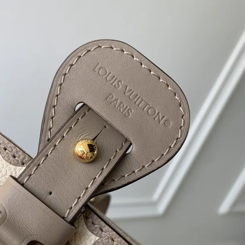 M13045 Grey 18x12x16cm High Quality Bags - Image 5