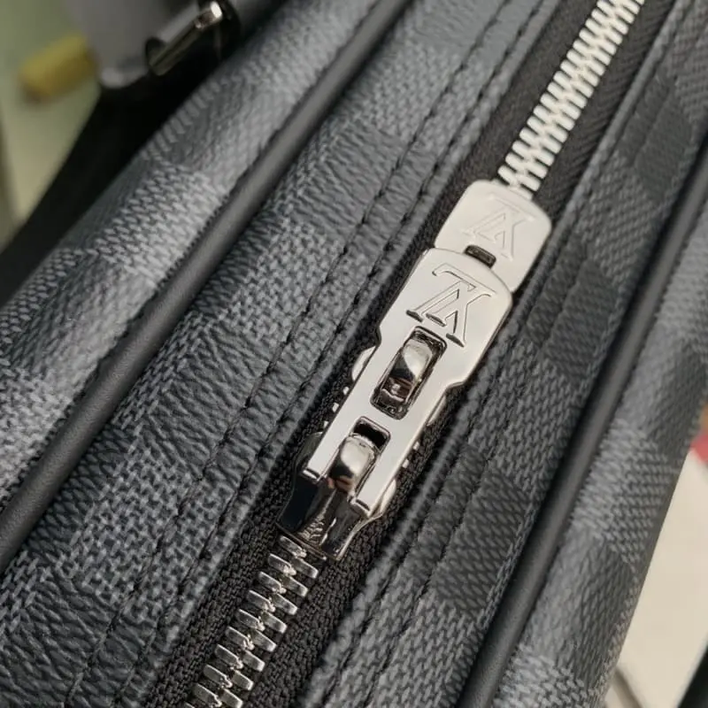 N40445 36.5x27.5x6cm High Quality Bags - Image 4