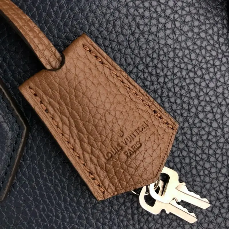 M53489 36x27x5cm High Quality Bags - Image 5