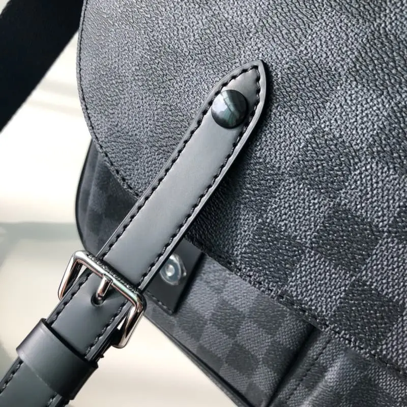 N41500 33x28x8cm High Quality Bags - Image 5