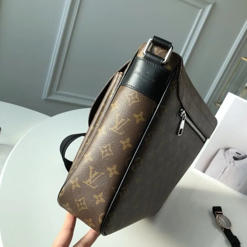 N41643 33x28x8cm High Quality Bags - Image 5