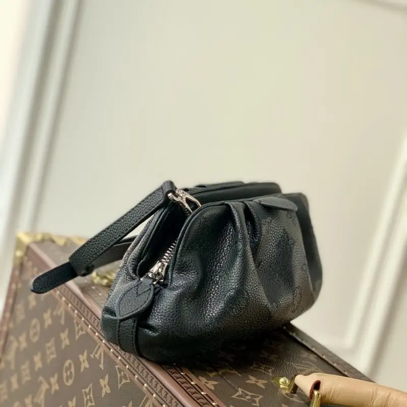 M80093 23x12.5x5cm High Quality Bags - Image 3