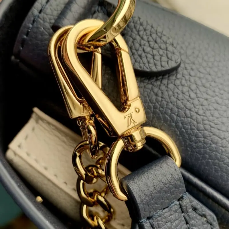 M21084 19x13x8cm High Quality Bags - Image 5