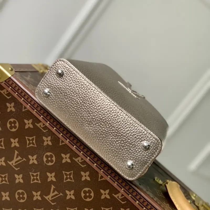 M21102 21*14*8cm High Quality Bags - Image 4