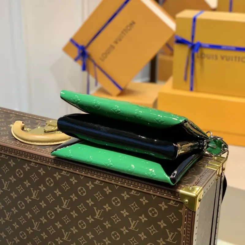 M57793 S1 26x20x12cm High Quality Bags - Image 4