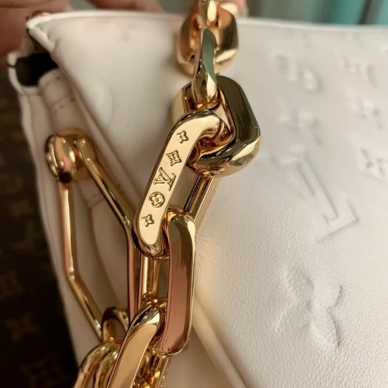 M57793 S3 26x20x12cm High Quality Bags - Image 7