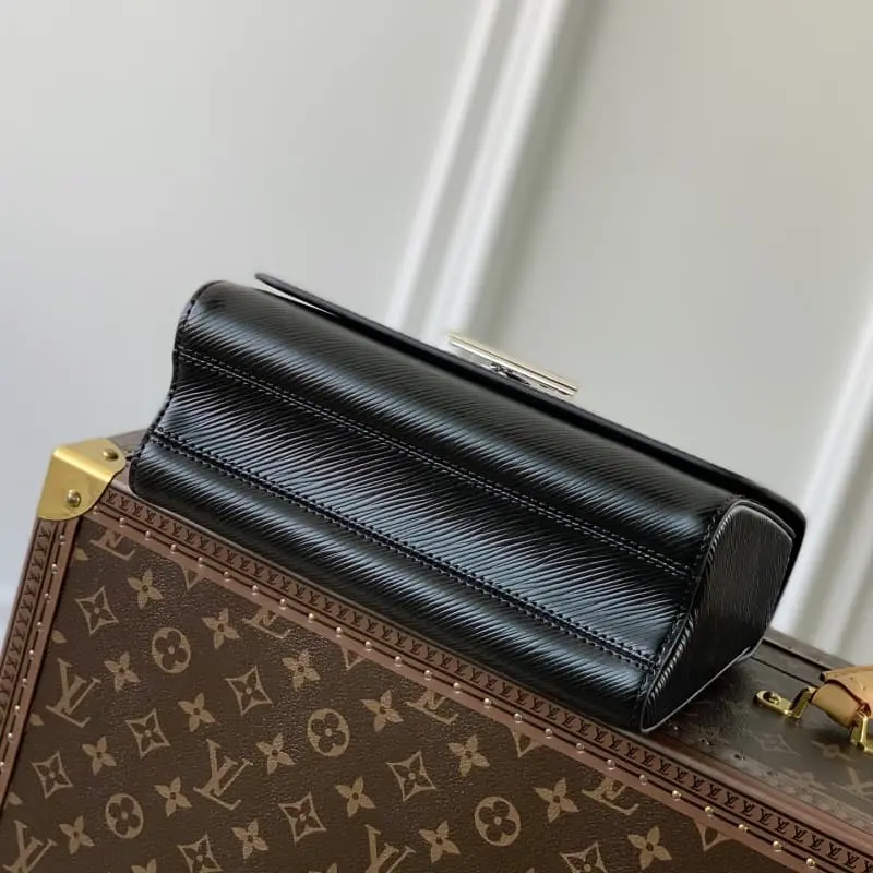 M57654 23x17x9.5cm High Quality Bags - Image 4