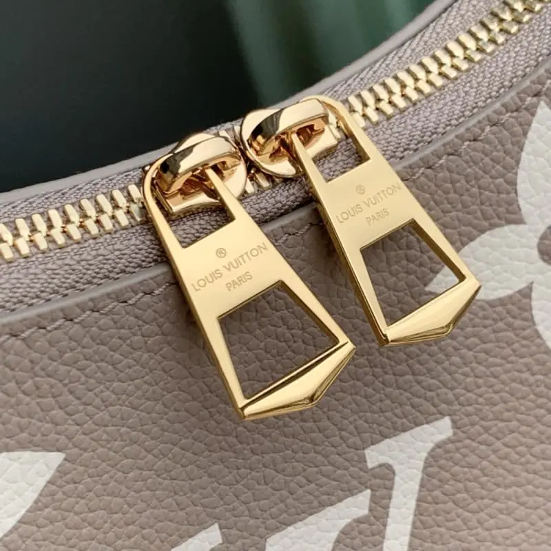 M13224 16x9.5x29cm High Quality Bags - Image 5