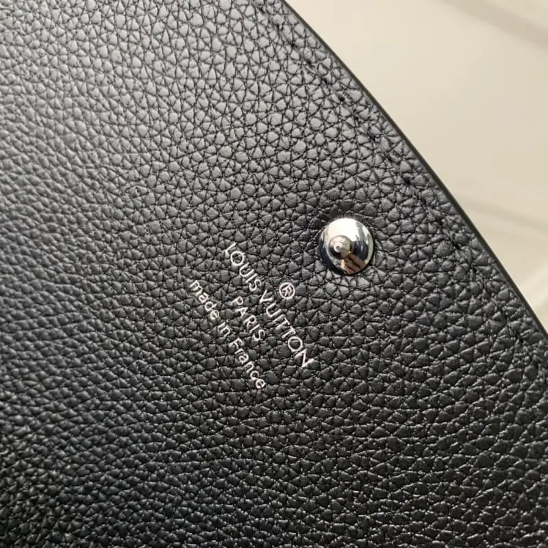 M60143 Black 19x12x2cm High Quality Bags - Image 5