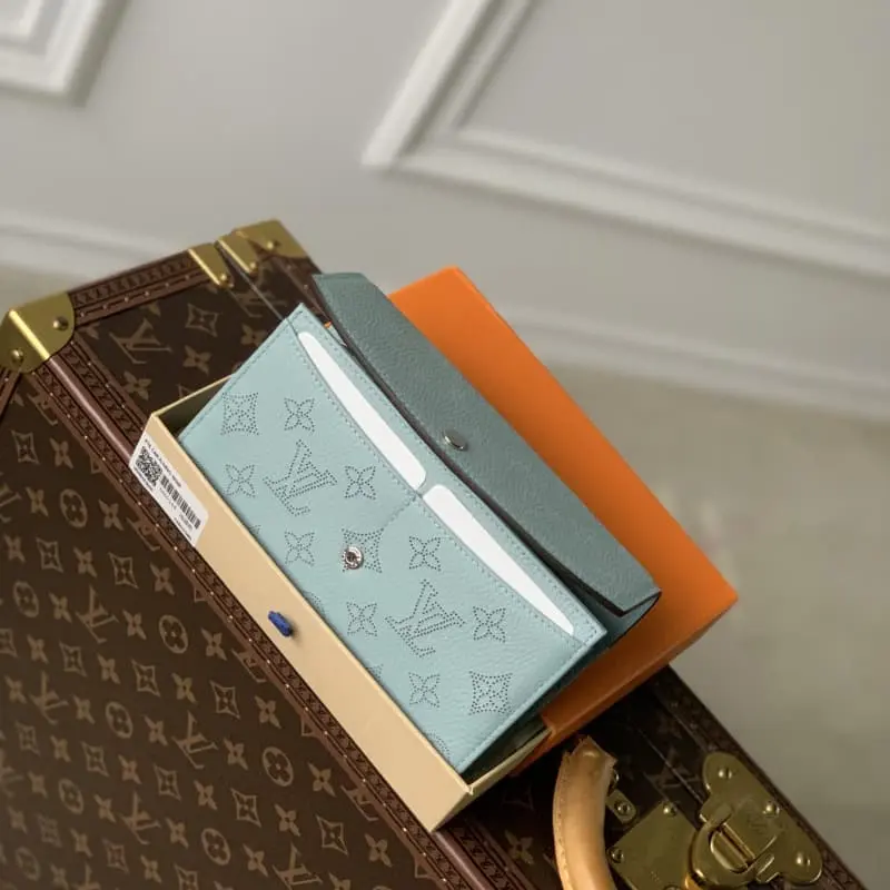 M60145 blue 19x12x2cm High Quality Bags - Image 5