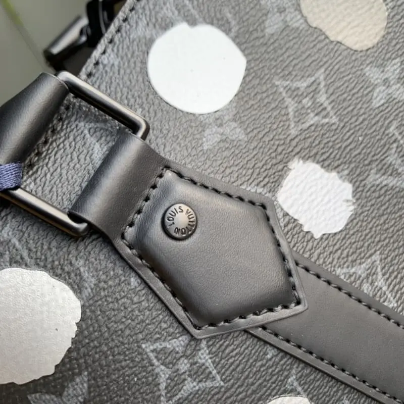 M46404 36.5x38x9cm High Quality Bags - Image 5