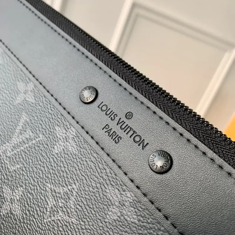 M82074 35x25x2.8cm High Quality Bags - Image 3