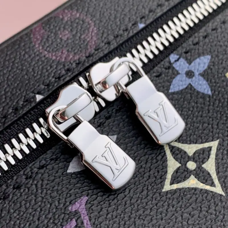 M13747 20x13.5x12cm High Quality Bags - Image 5