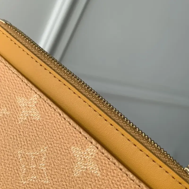 M12660 14.5x1x8cm High Quality Bags - Image 5