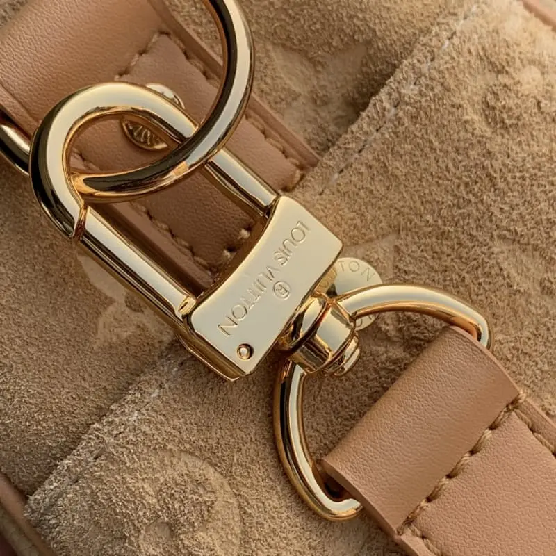 M12627 15x11x25cm High Quality Bags - Image 5