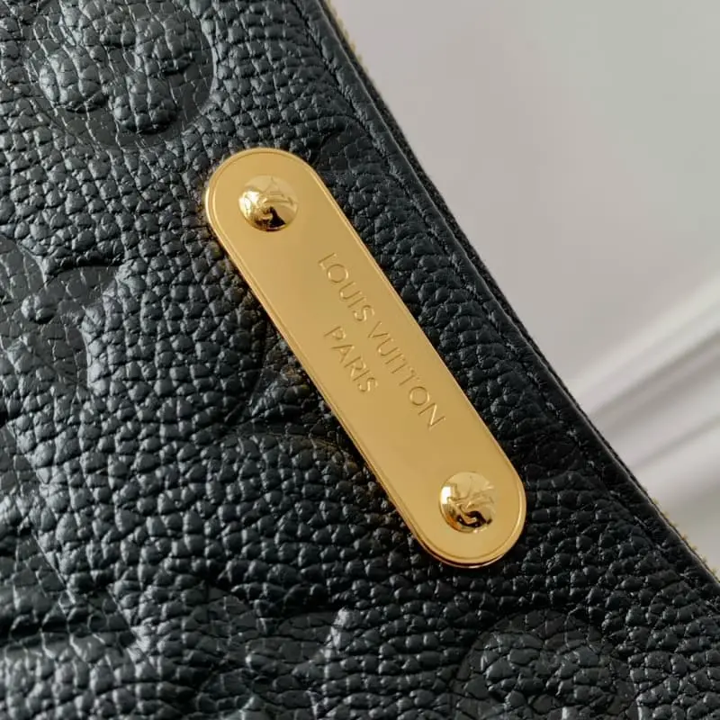 M11916 Black 24.3x13.5x6.5cm High Quality Bags - Image 5