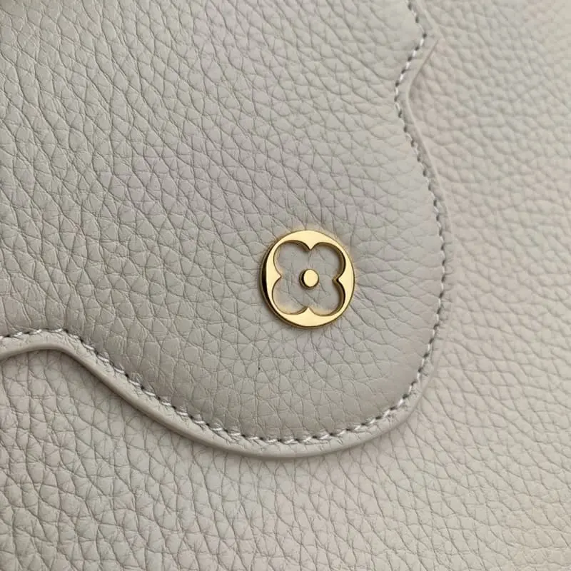 M23943 Beige 21x14x8cm High Quality Bags - Image 5