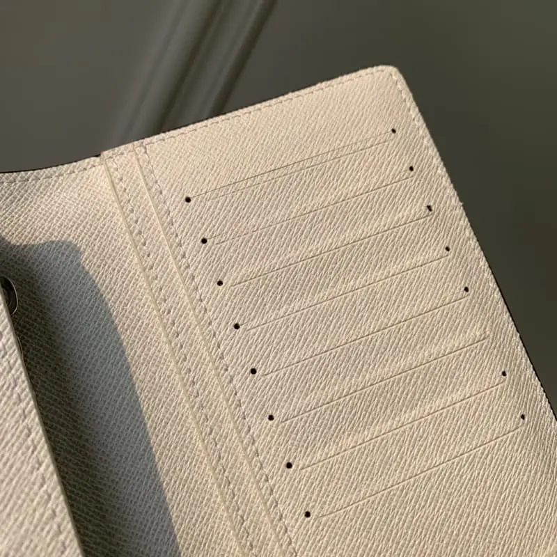 M30889 White 10x19x2cm High Quality Bags - Image 4