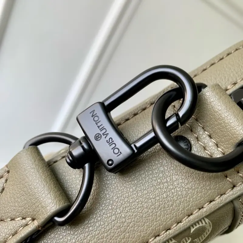 M12490 18.5x7x25cm High Quality Bags - Image 5