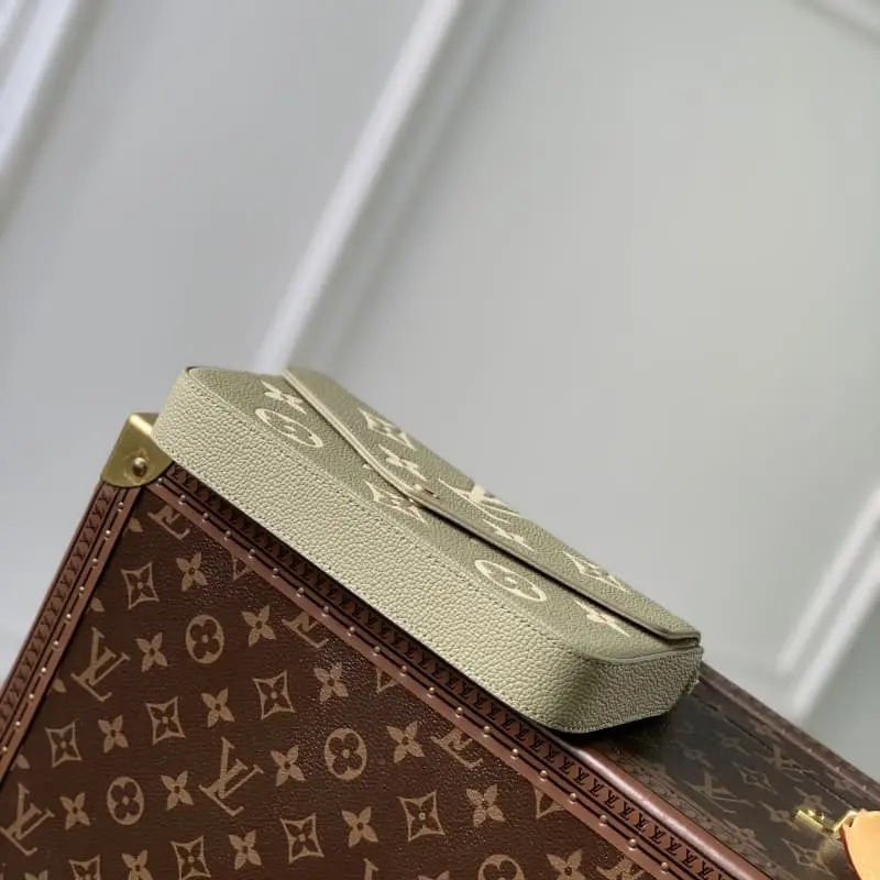 M82480 Grass Green (Silkscreen) 21x12x3cm High Quality Bags - Image 5