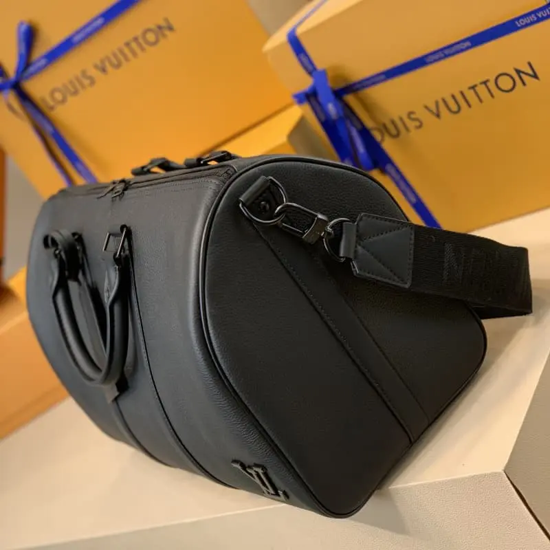 M57088 42x26x20cm High Quality Bags - Image 3