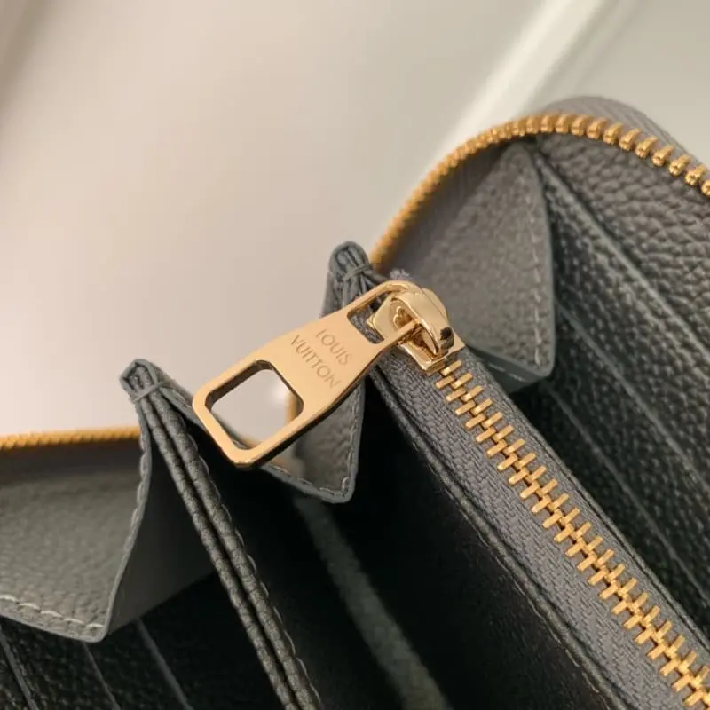 M12680 Pearlescent Gray 11x8.5x3.5cm High Quality Bags - Image 5