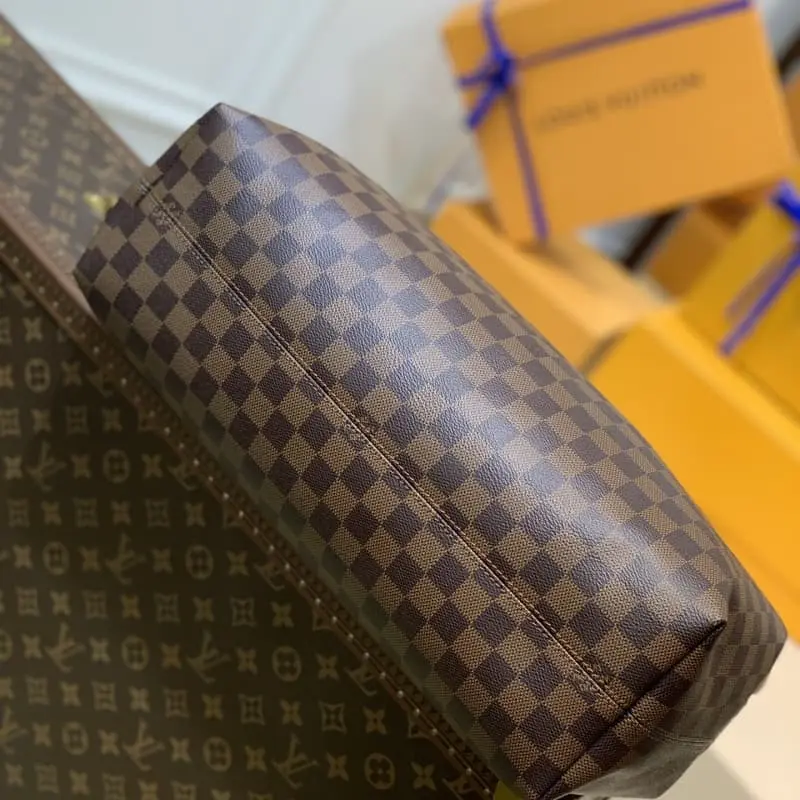 N44045 Red 41x35x14cm High Quality Bags - Image 4